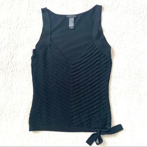 Kenneth Cole Women's Sleeveless Black Textured Front Top Size M EUC